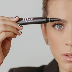 GEL FIXADOR PARA SOBRANCELHAS